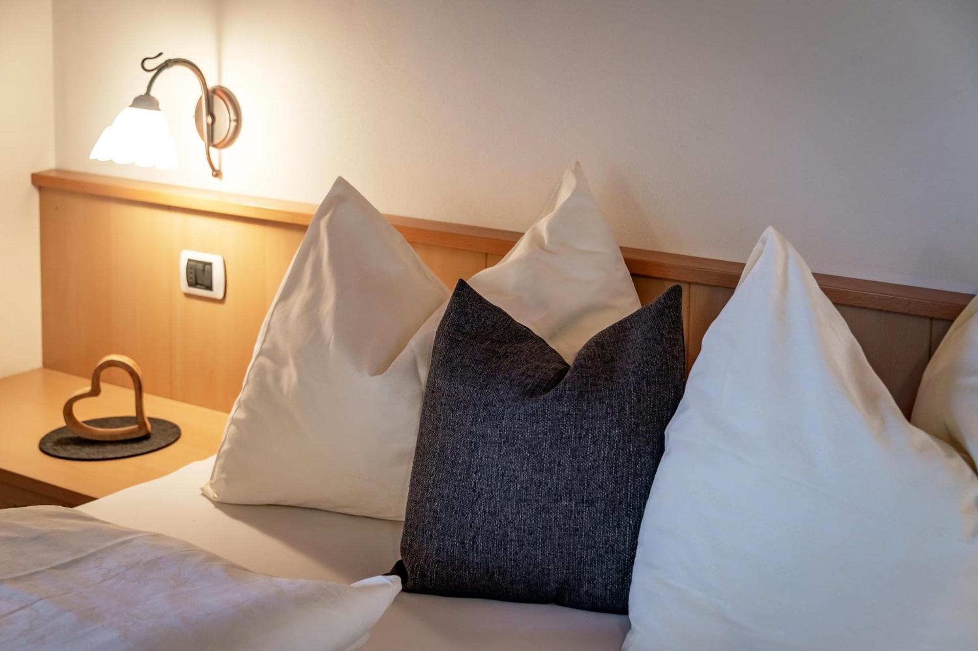 Trinnerhof- Hof Chalets Und Obsthof Mit Zimmer Natz-Schabs Εξωτερικό φωτογραφία
