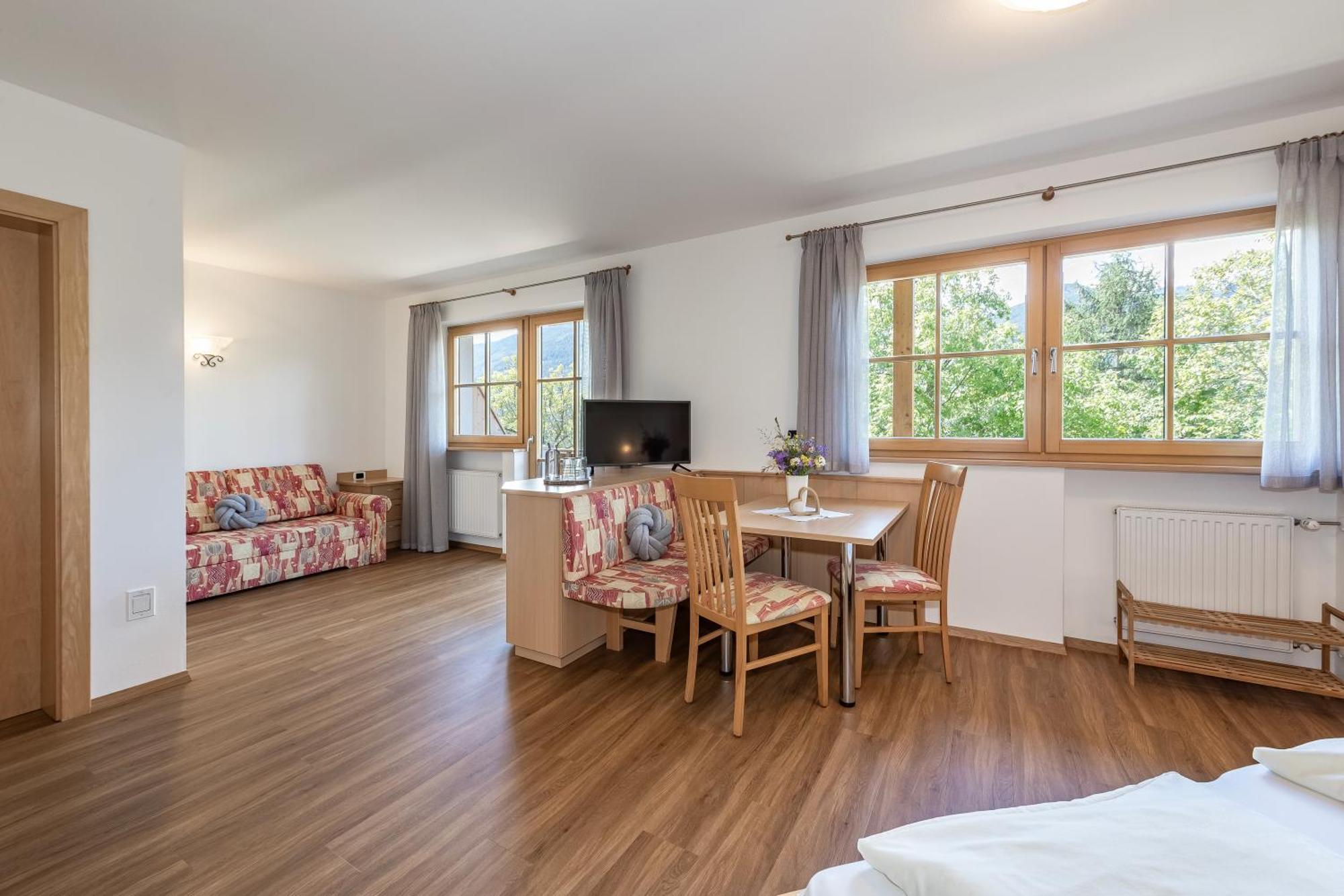 Trinnerhof- Hof Chalets Und Obsthof Mit Zimmer Natz-Schabs Εξωτερικό φωτογραφία