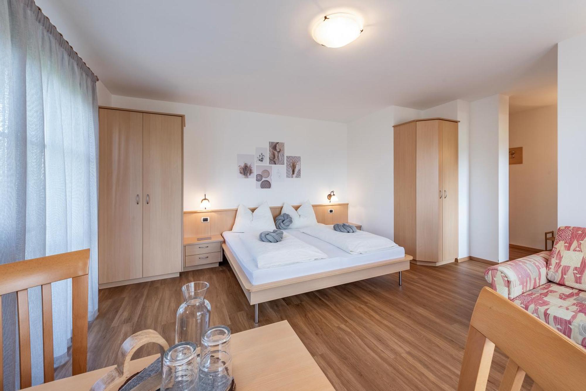 Trinnerhof- Hof Chalets Und Obsthof Mit Zimmer Natz-Schabs Εξωτερικό φωτογραφία