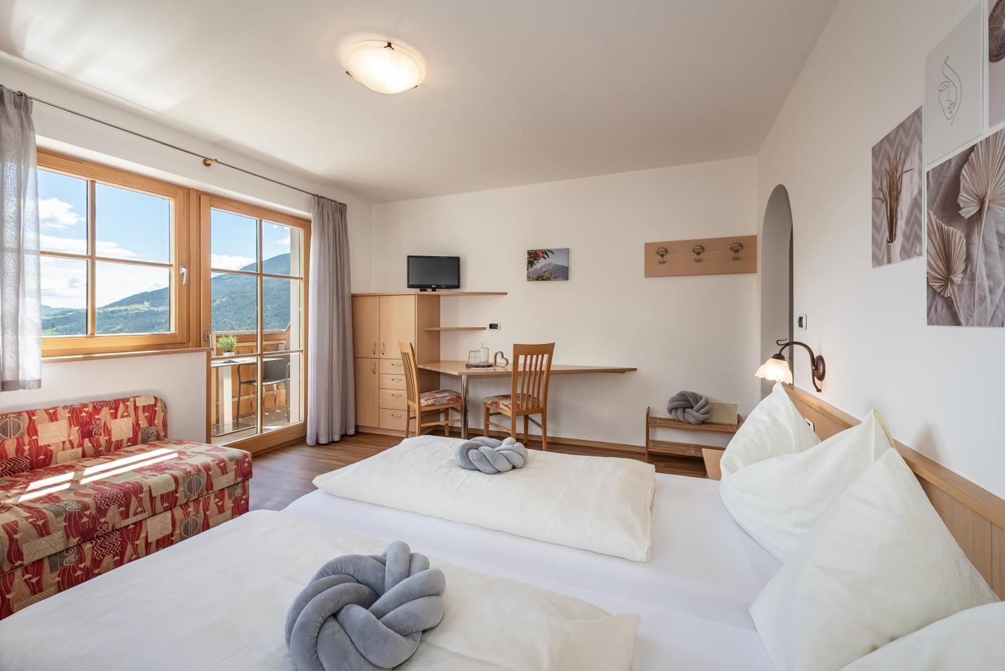 Trinnerhof- Hof Chalets Und Obsthof Mit Zimmer Natz-Schabs Εξωτερικό φωτογραφία