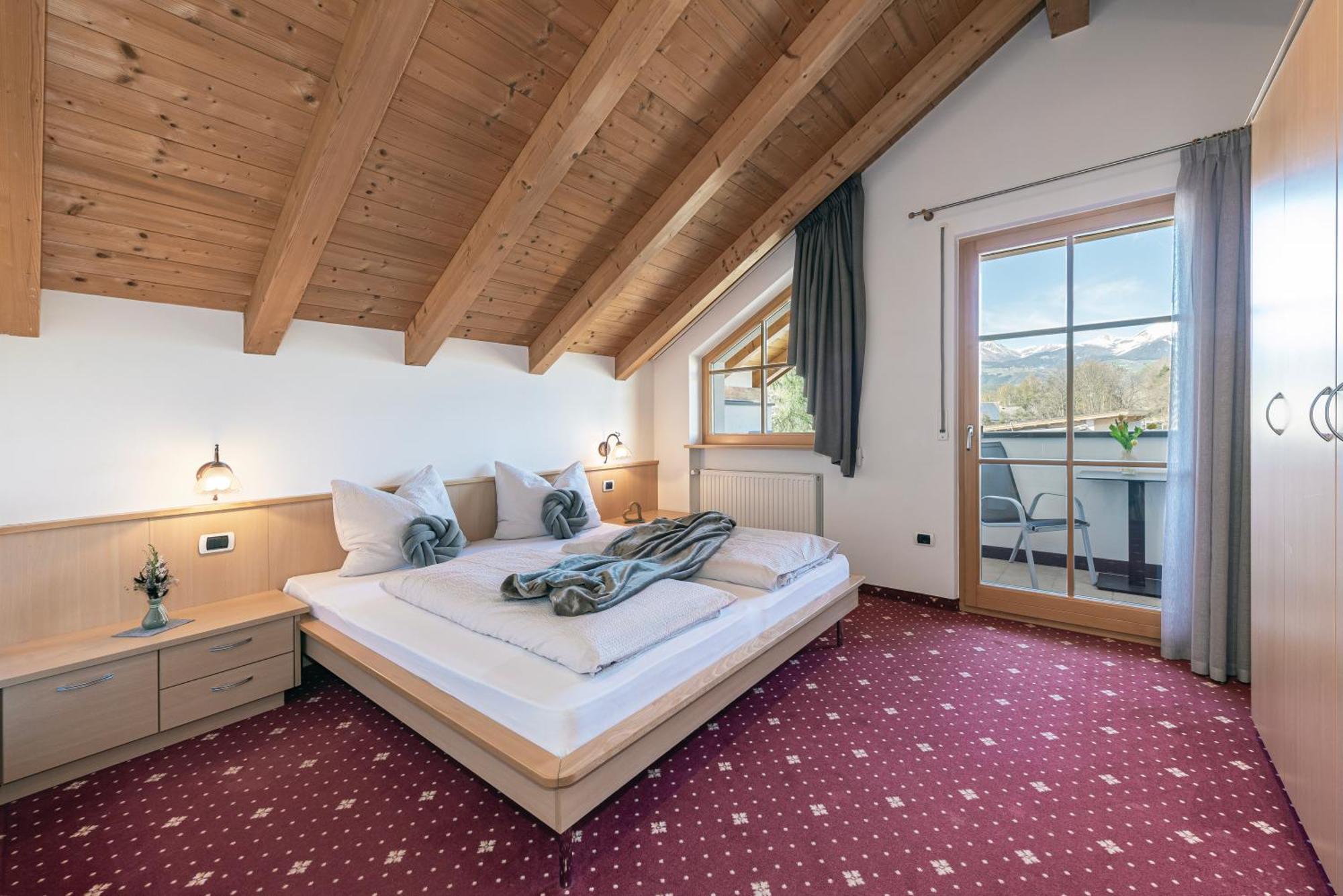 Trinnerhof- Hof Chalets Und Obsthof Mit Zimmer Natz-Schabs Εξωτερικό φωτογραφία